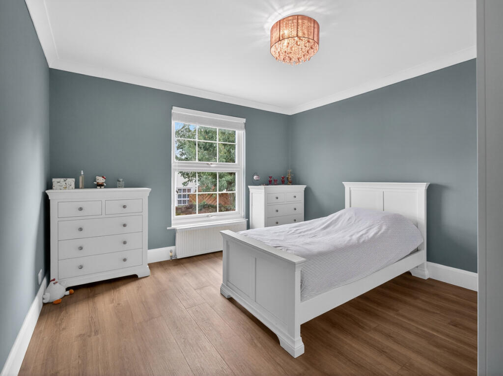 Additional image 32 of Moffats Lane, Brookmans Park, AL9