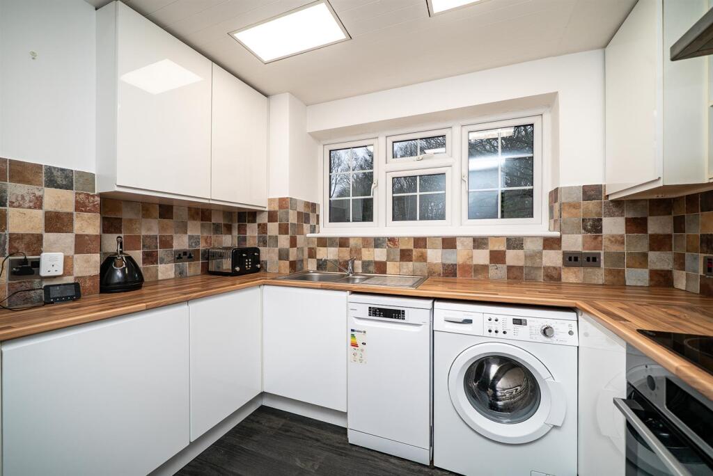 Additional image 8 of St. Albans Road, Sandridge, St. Albans