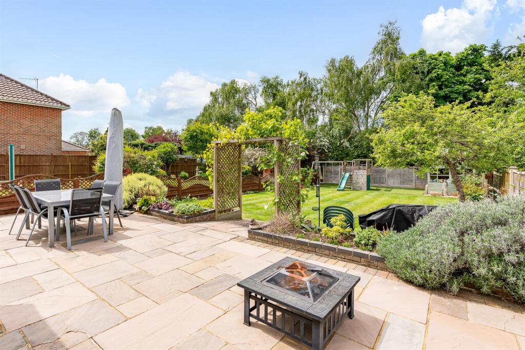 Additional image 17 of Longcroft Lane, Welwyn Garden City