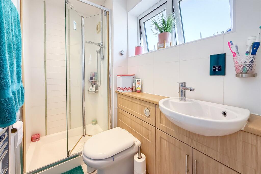 Additional image 19 of Bridle Close, St. Albans, Hertfordshire, AL3