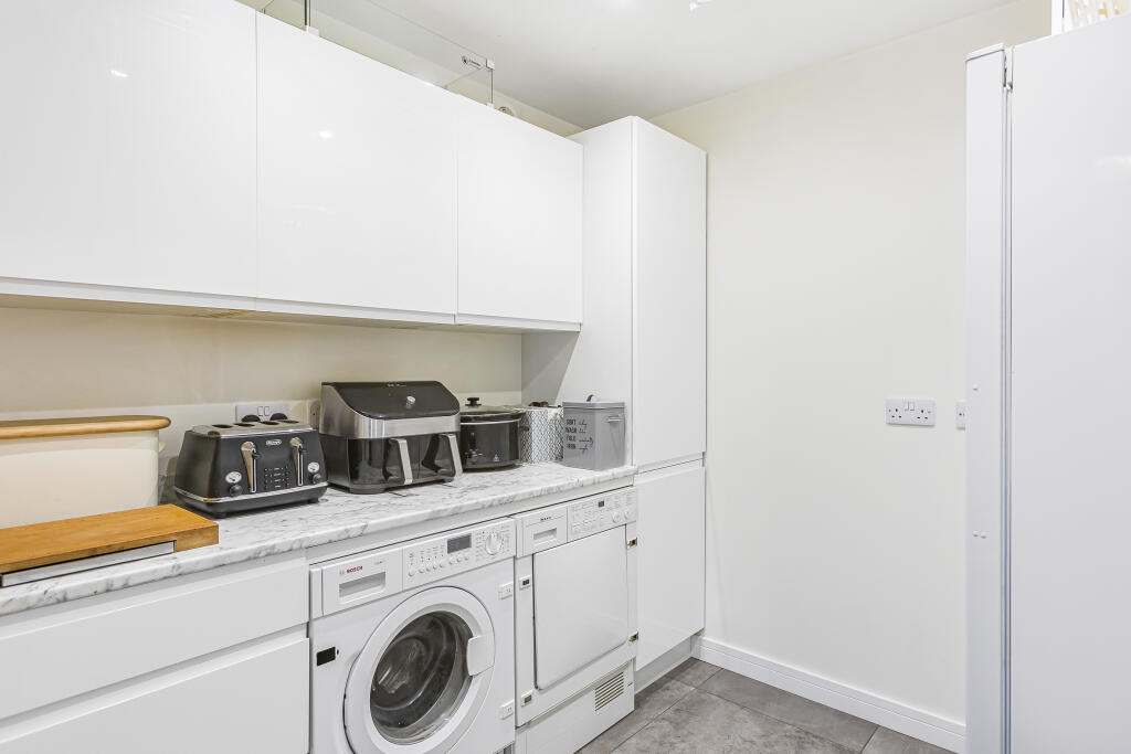 Additional image 8 of Bluebell Way, Hatfield, Hertfordshire, AL10