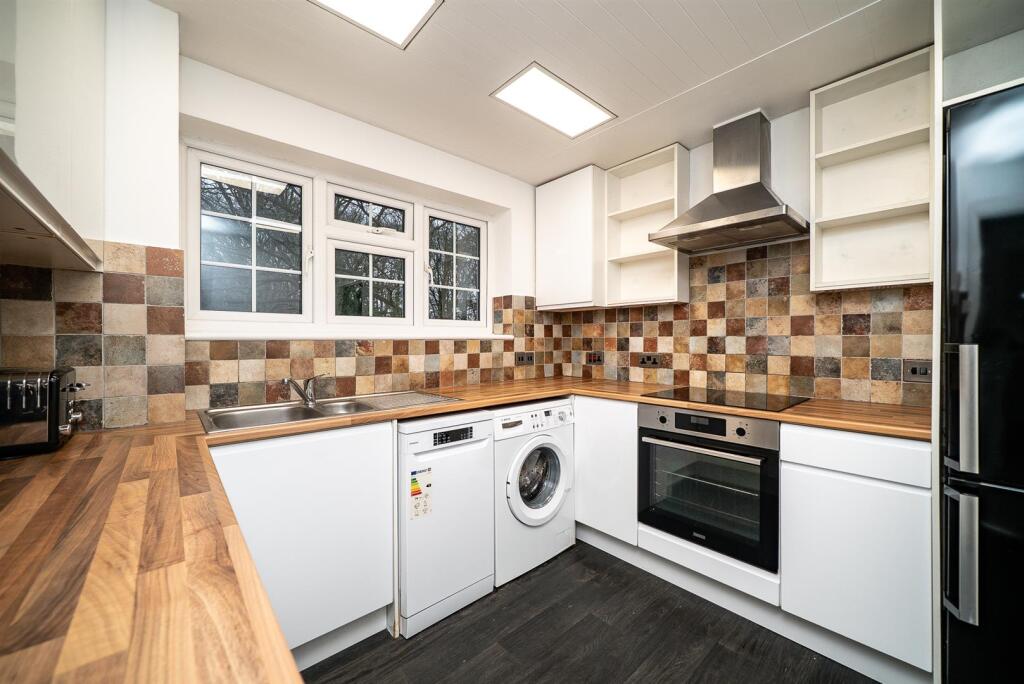 Additional image 10 of St. Albans Road, Sandridge, St. Albans