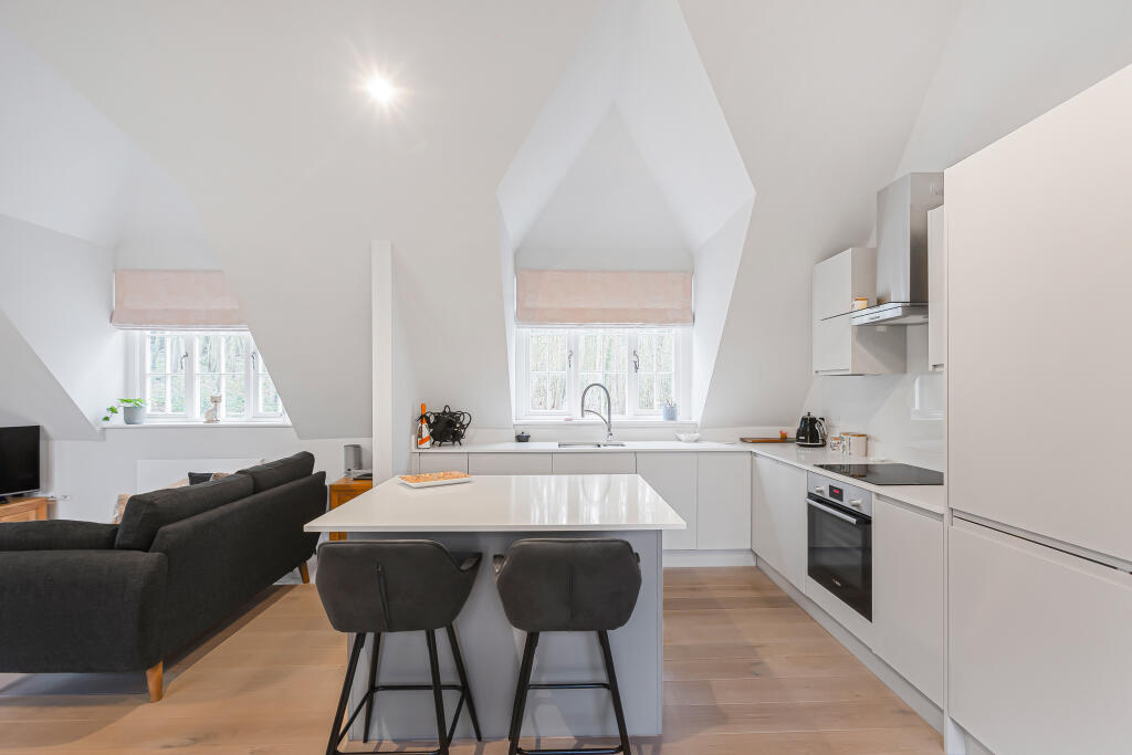 Additional image 4 of Beecholme, 54 Codicote Road, Welwyn, Hertfordshire, AL6