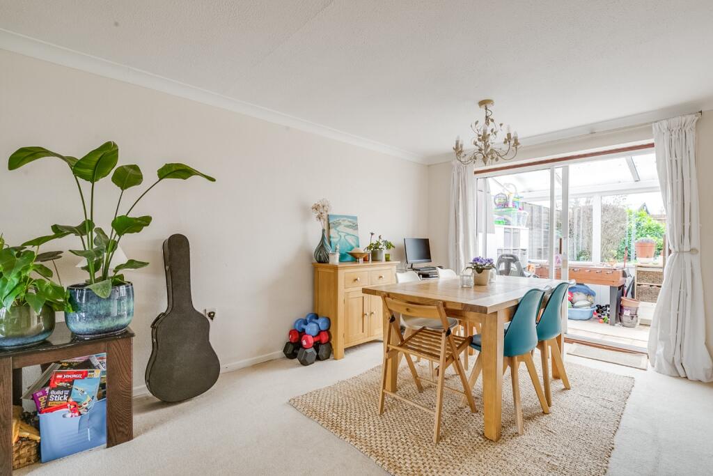 Additional image 7 of Harwood Close, Tewin, Welwyn, Hertfordshire, AL6 0LF