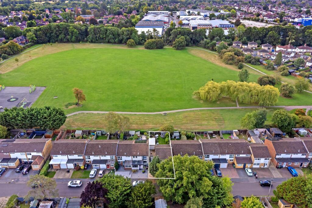 Additional image 5 of Pinewood Close, St. Albans