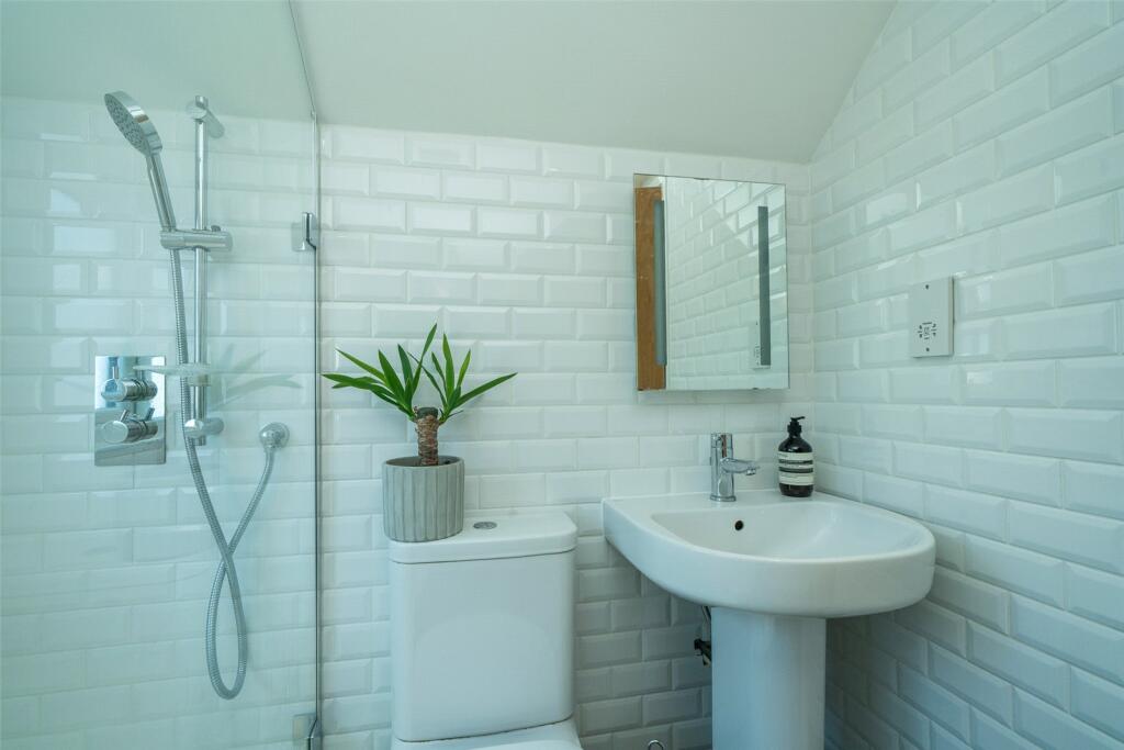 Additional image 10 of Dickens Close, St. Albans, Hertfordshire, AL3