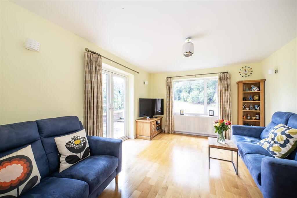 Additional image 4 of Tuffnells Way, Harpenden