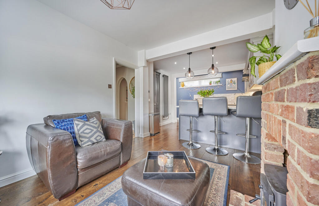 Additional image 10 of Bloomfield Road, Harpenden, Hertfordshire, AL5