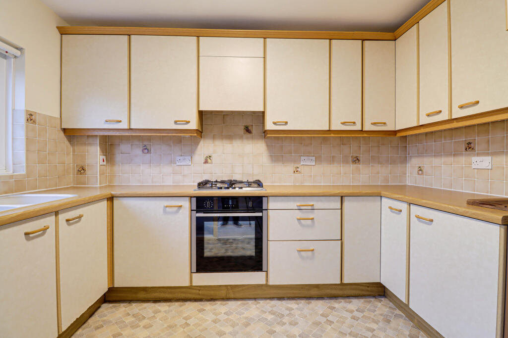 Additional image 6 of Haddon Court, Shakespeare Road, Harpenden, AL5