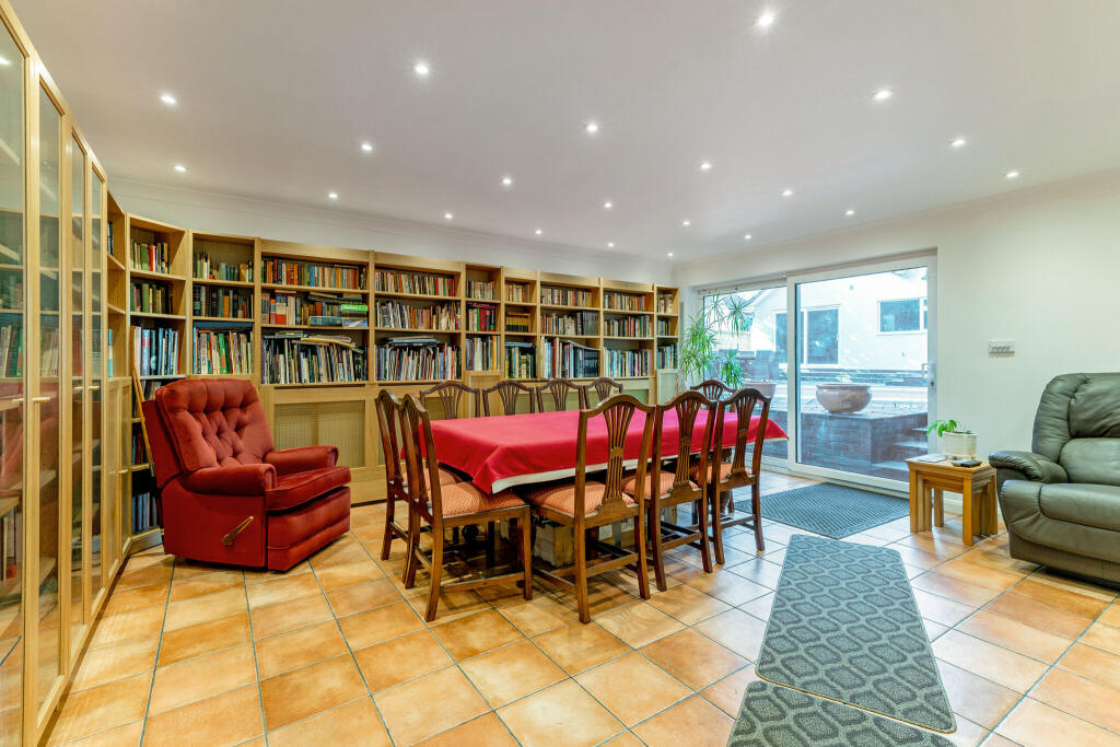 Additional image 14 of Penn Road, St. Albans, AL2