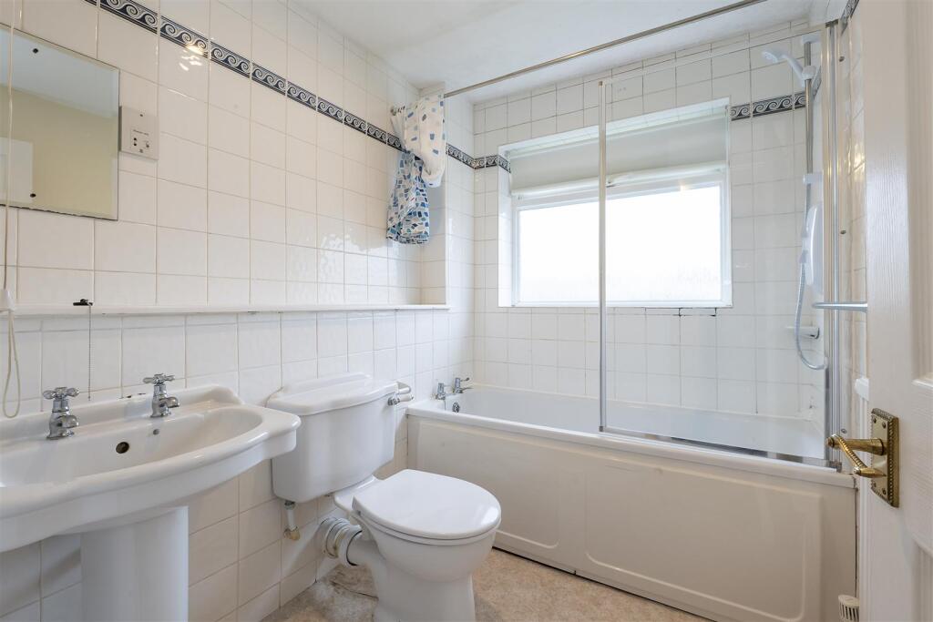 Additional image 10 of Carlton Road, Harpenden