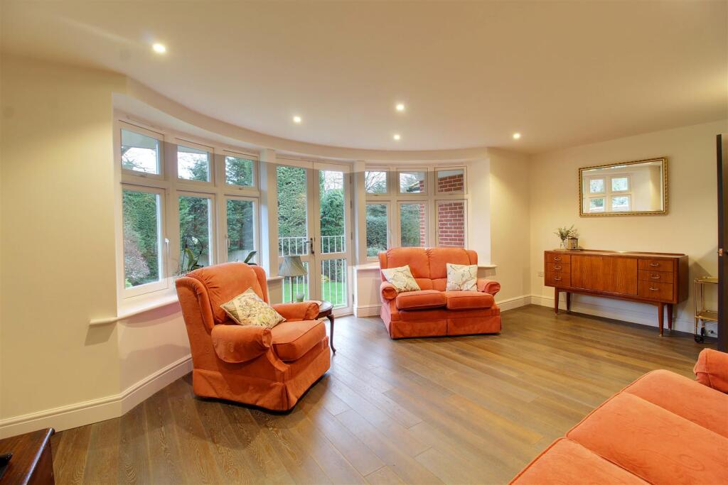 Additional image 14 of Bradmore Way, Brookmans Park