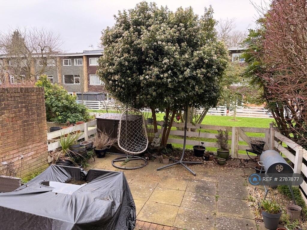 Additional image 5 of Haddon Court, Harpenden, AL5