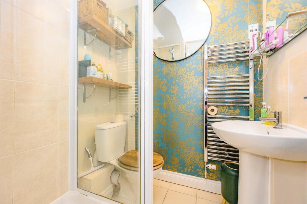 Additional image 7 of Coopers Green Lane, Hatfield