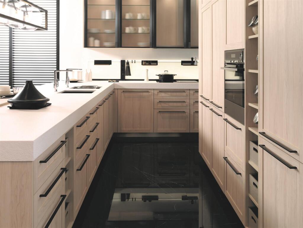 Additional image 9 of Bloomfield Road, Harpenden