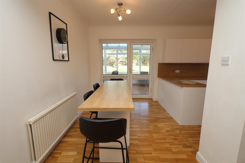 Additional image 27 of Bulls Lane, Brookmans Park