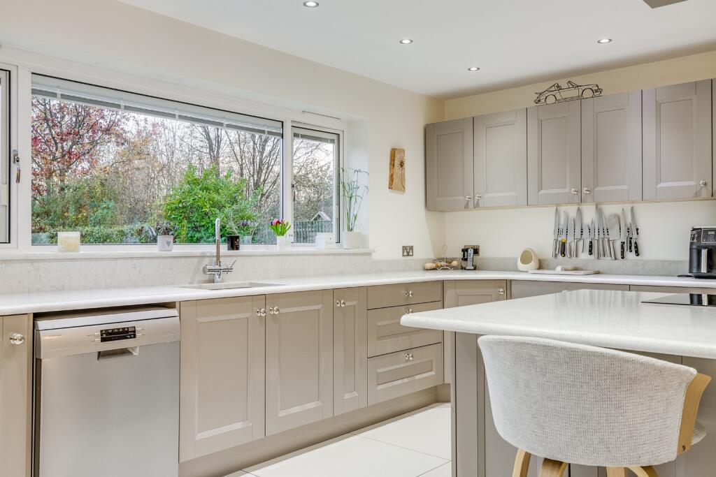 Additional image 11 of Burnham Green Road, Welwyn, Hertfordshire, AL6