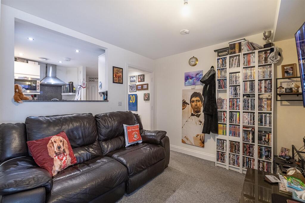 Additional image 6 of High Street, Sandridge, St Albans