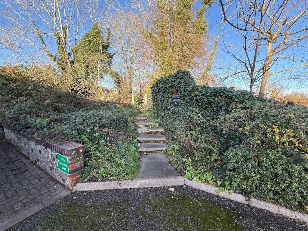 Additional image 17 of Park Mill, Burydell Lane, Park Street, St Albans, AL2 2EZ