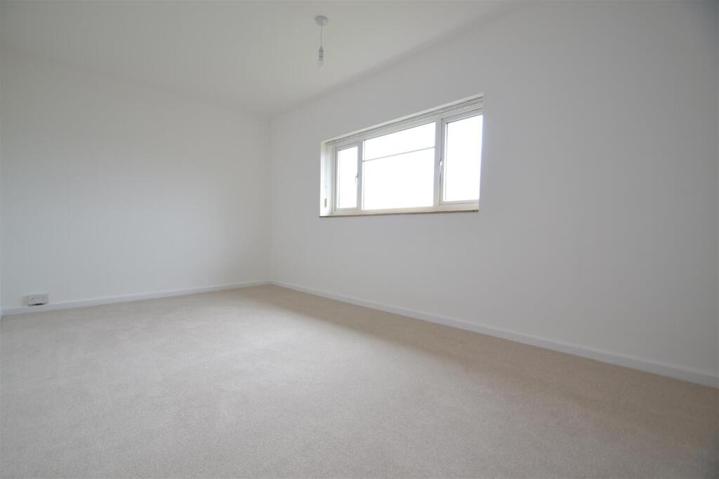 Additional image 3 of Wellcroft Road, Welwyn Garden City