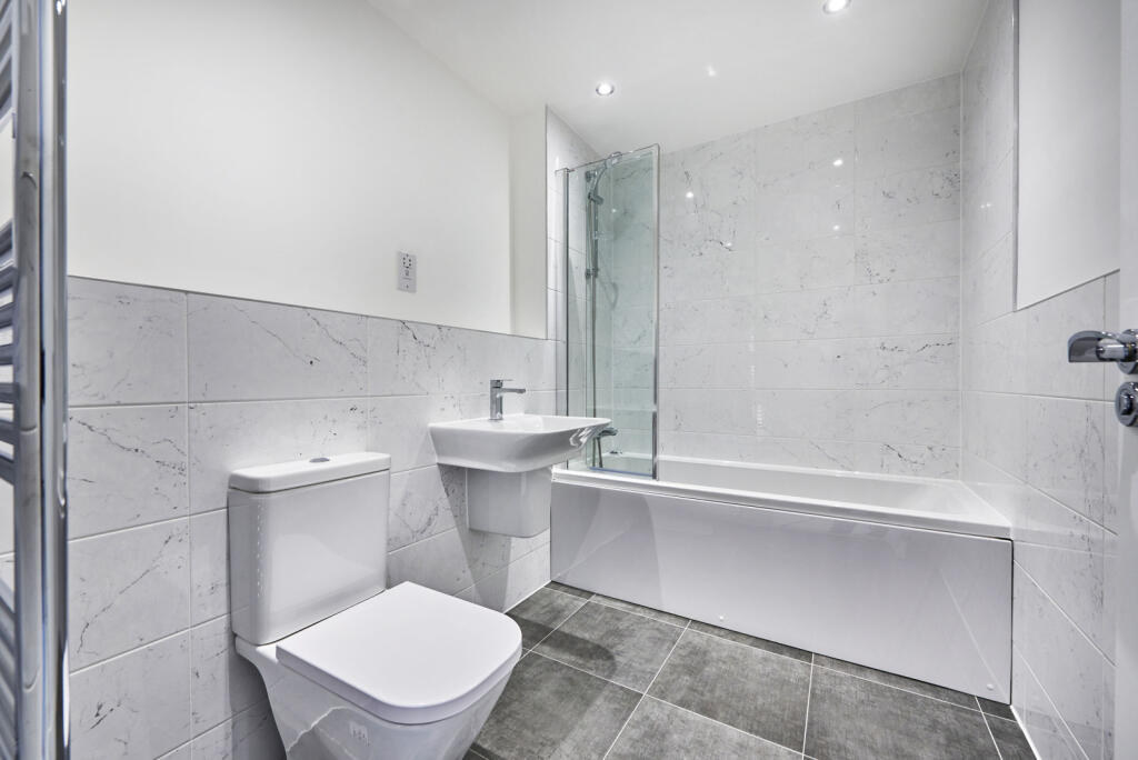 Additional image 10 of Falcon Way, St. Albans, Hertfordshire, AL4