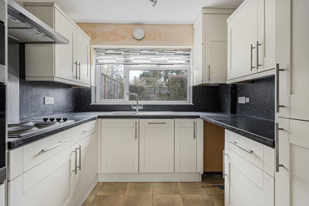 Additional image 18 of Meadow Close,Welham Green, AL9