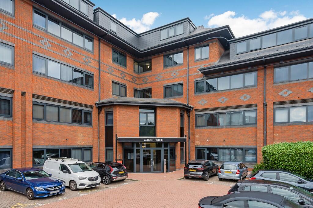 Abbott House, Everard Close, St. Albans, AL1