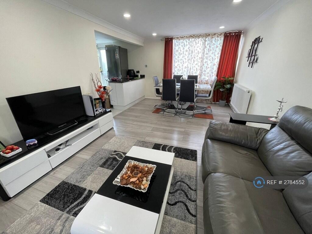 Additional image 16 of Hobart Walk, St. Albans, AL3