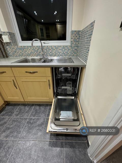 Additional image 23 of Milton Road, Harpenden, AL5