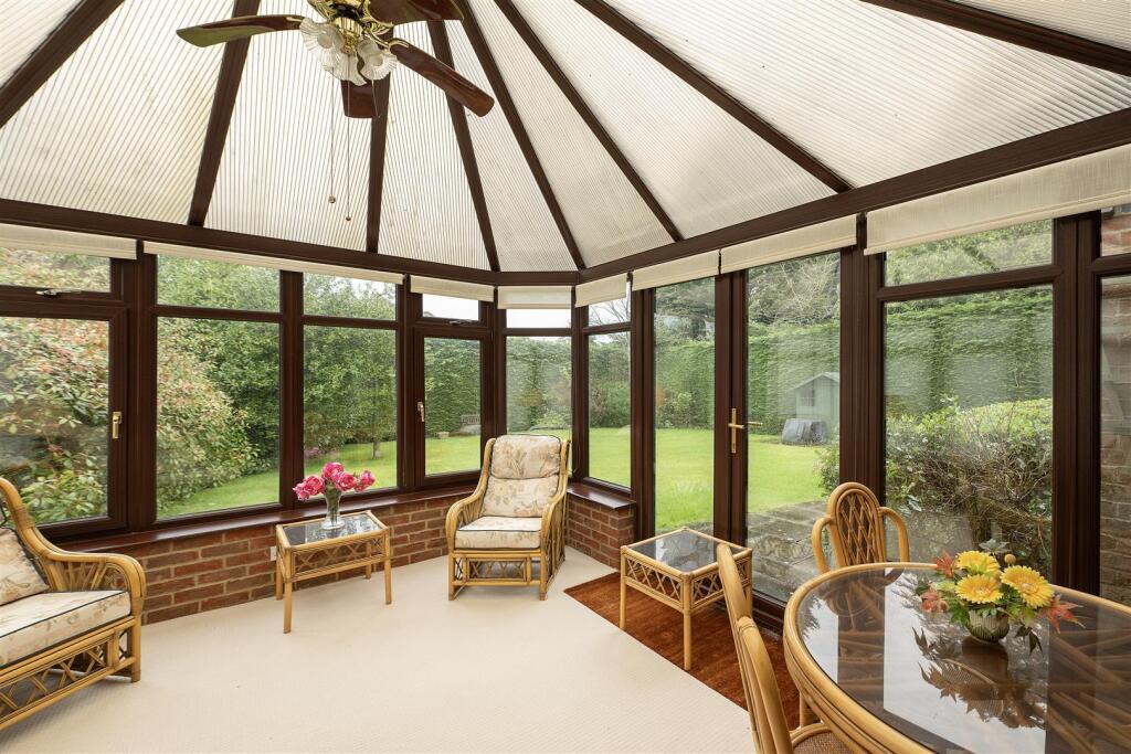 Additional image 5 of Hatching Green, Harpenden