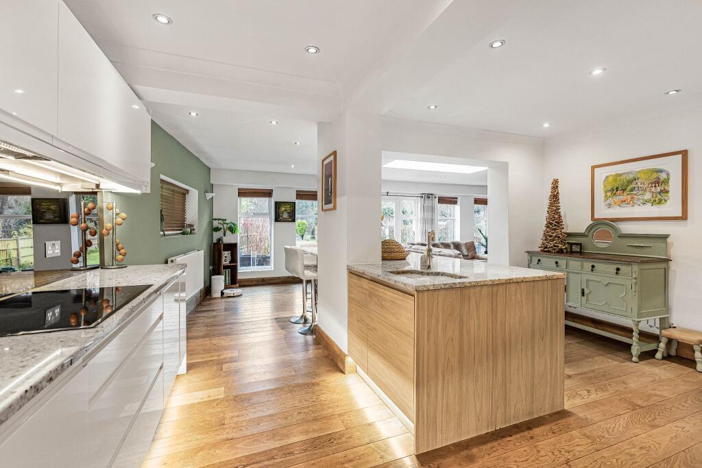 Additional image 5 of Bluebridge Road, Brookmans Park, AL9