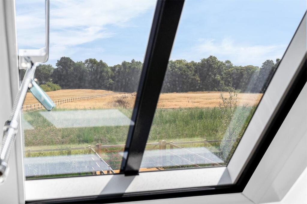 Additional image 21 of Rabley Heath Road, Welwyn