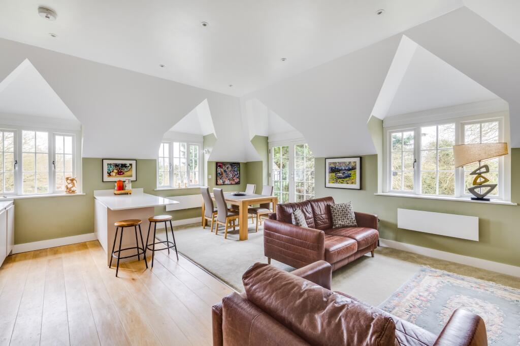 Additional image 2 of Beecholme, 54 Codicote Road, Welwyn, AL6