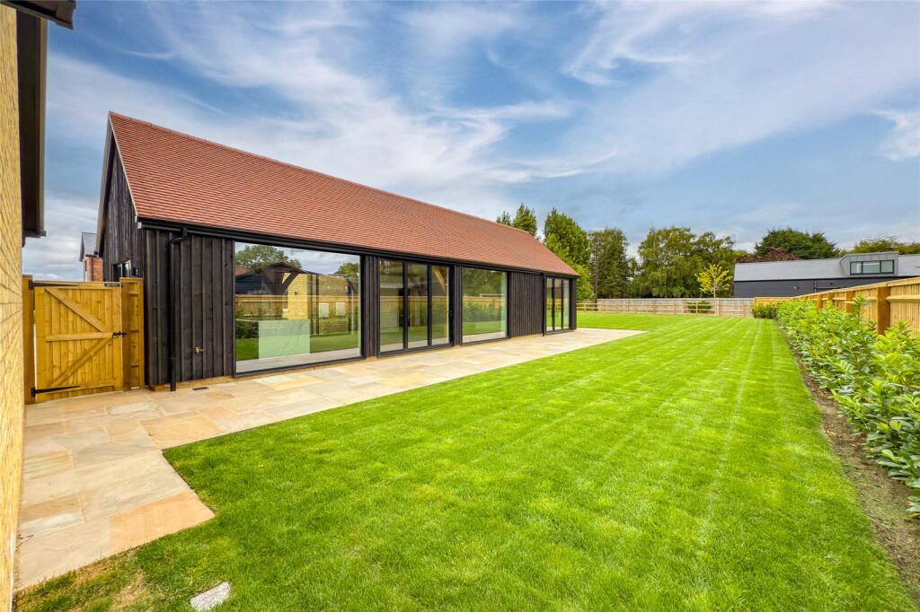 Additional image 19 of Poplars House, Kennel Lane, Kinsbourne Green, Harpenden, Hertfordshire, AL5