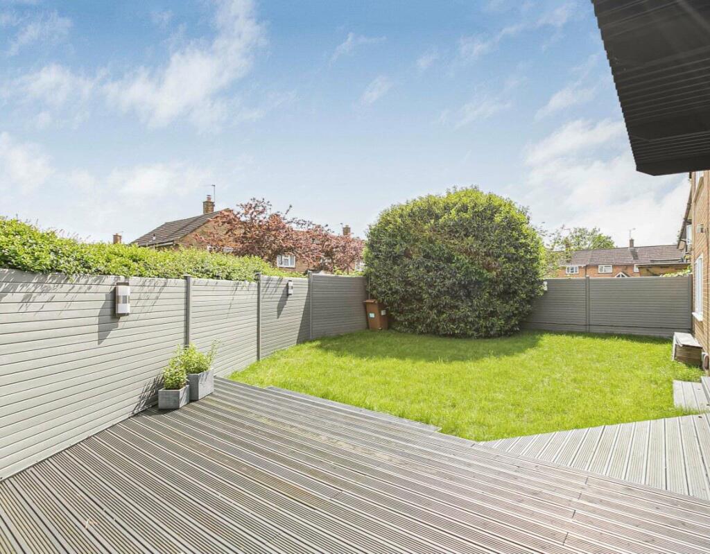 Additional image 12 of Puttocks Drive, Welham Green