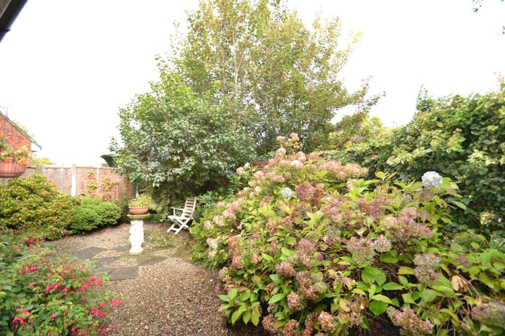 Additional image 9 of Eskdale, London Colney, St Albans, Hertfordshire, AL2