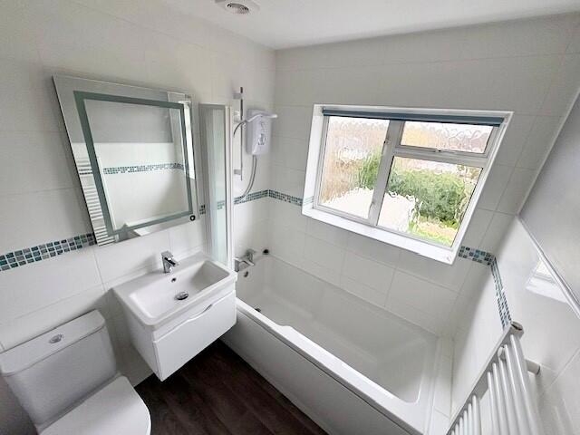 Additional image 18 of Seaman Close, St. Albans, Hertfordshire, AL2 2NX