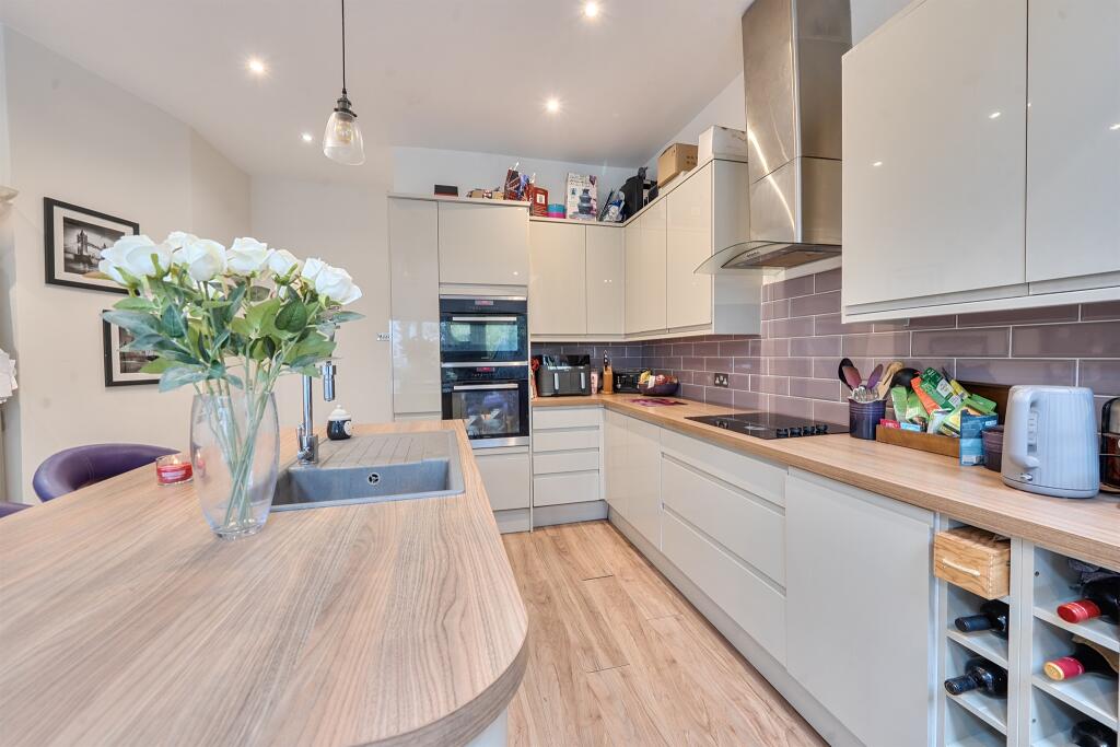 Additional image 10 of High Street, London Colney, St. Albans