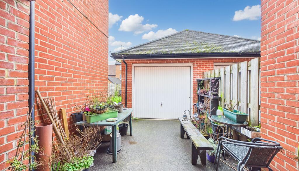 Additional image 14 of Fillingham Way, Hatfield, AL10