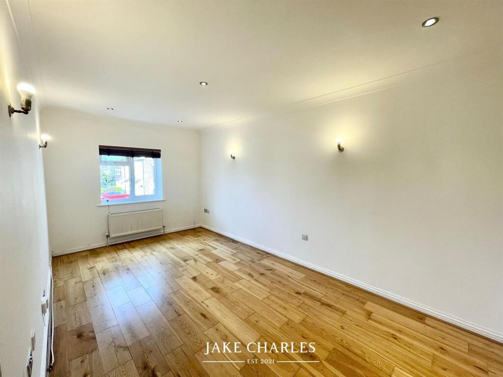 Additional image 2 of Kennedy Close, London Colney, St. Albans