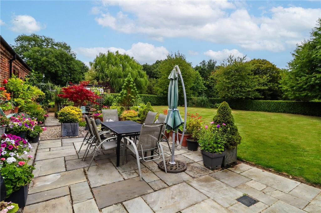 Additional image 15 of Ferrers Hill Farm, Pipers Lane, Markyate, AL3