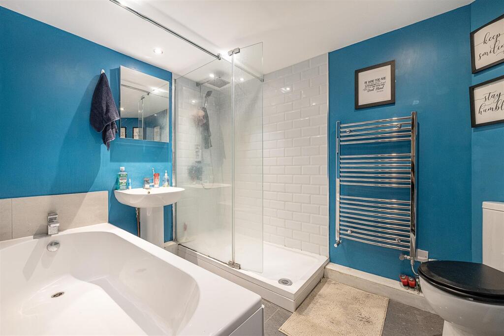 Additional image 7 of High Street, Sandridge, St Albans