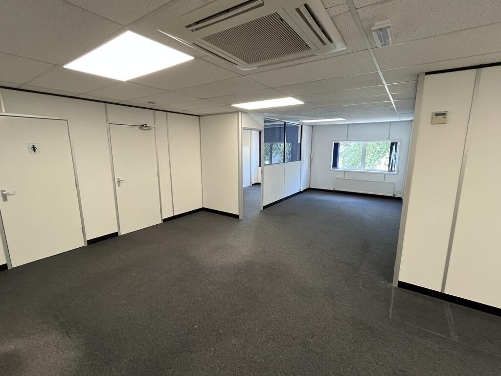 Additional image 5 of Unit 7 Bridgegate Centre, Welwyn Garden City, Hertfordshire, AL7 1JG