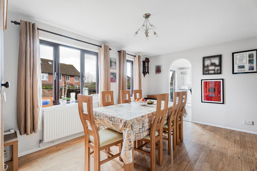 Additional image 6 of Beverley Gardens, St Albans, AL4