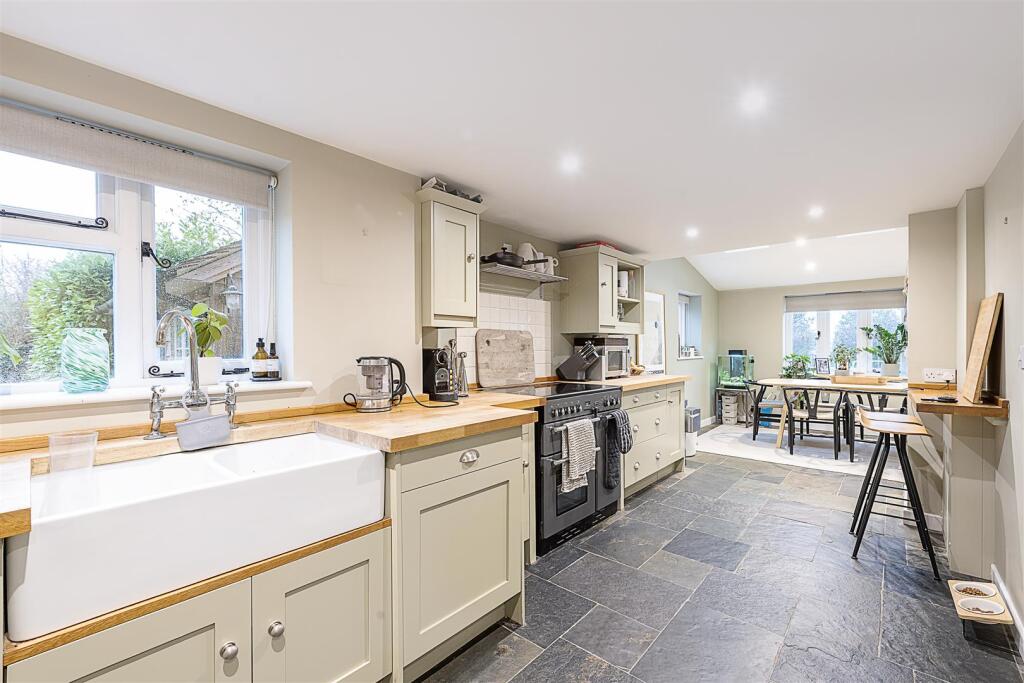 Additional image 3 of Bower Heath Lane, Bower Heath, Harpenden