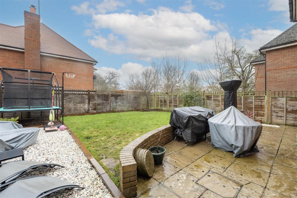 Additional image 16 of Waddling Lane, Wheathampstead