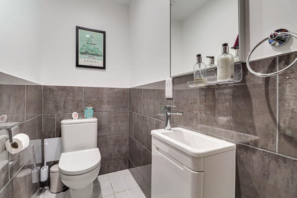 Additional image 17 of Black Cat Close, Redbourn, AL3