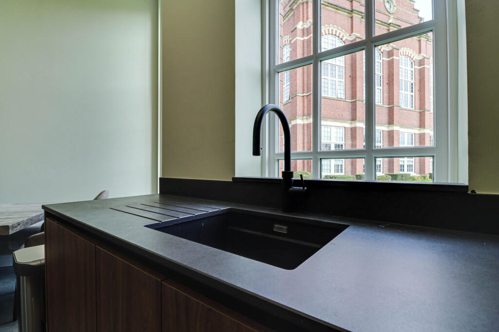 Additional image 16 of Beningfield Drive, London Colney, AL2