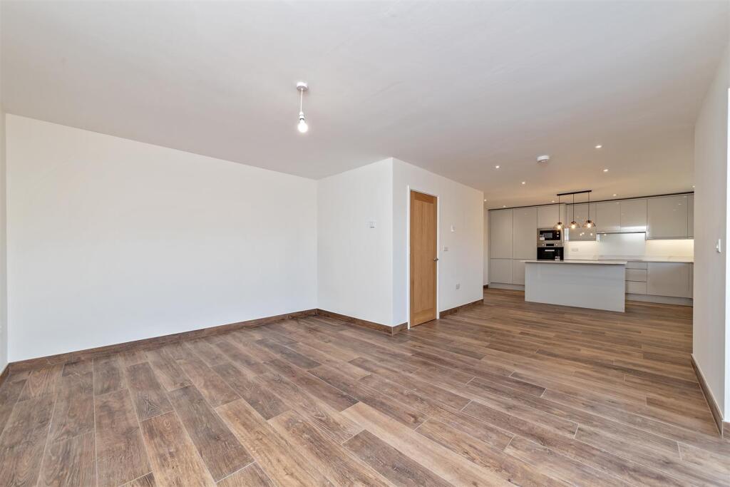 Additional image 13 of Firwood Avenue, St. Albans