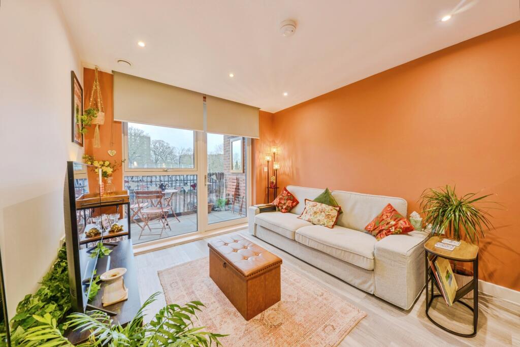 Additional image 15 of Town Centre, Hatfield, AL10